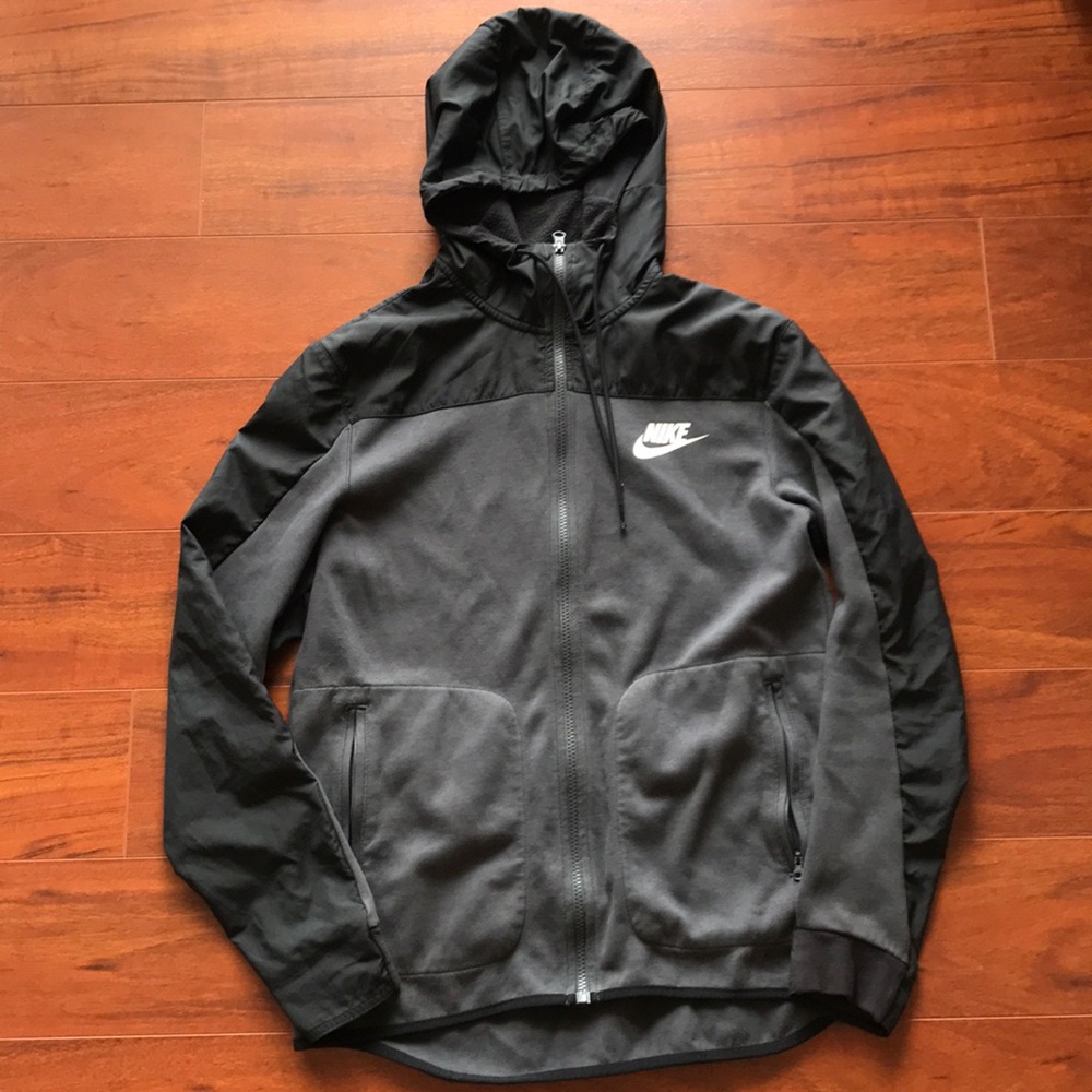 Nike two-tone Full Zip. Size Medium.